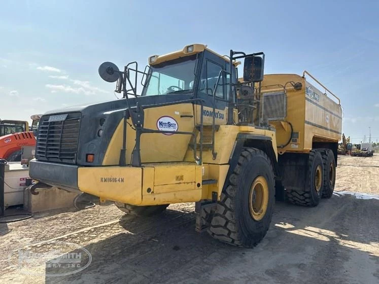 Front of used Komatsu Water Truck
